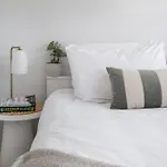 Charming Camperdown Hideaway With Parking