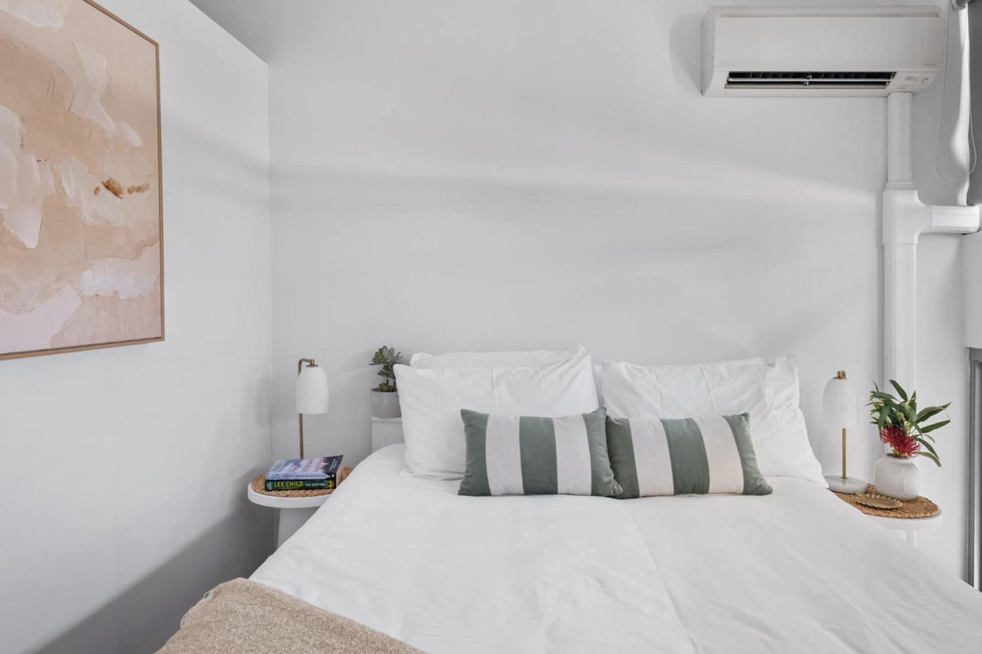 Charming Camperdown Hideaway With Parking *