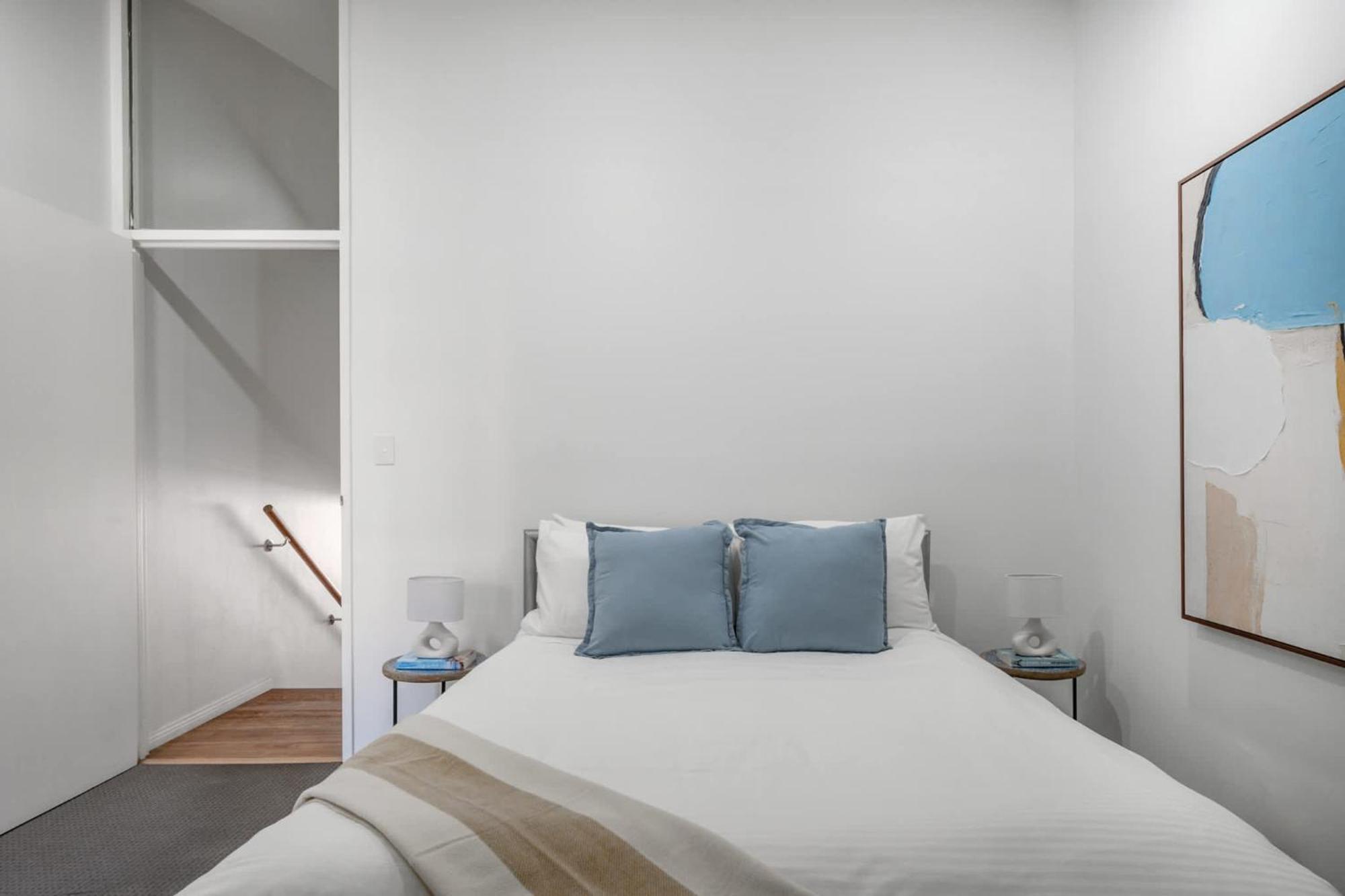 Charming Camperdown Hideaway With Parking *